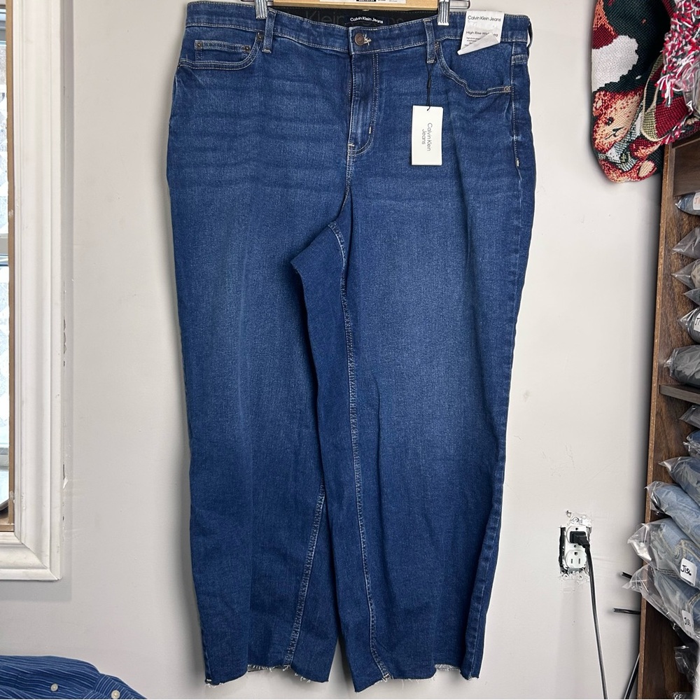 New with tags Calvin Klein jeans 18W High Rise Wide Leg Raw edge blue denim pant